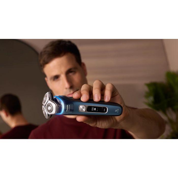 Philips XP9201/30 i9000 Prestige Wet & Dry Electric Shaver With SkinIQ