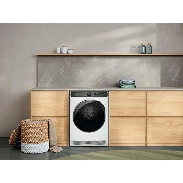 Electrolux EDH803J5WCR 8kg UltimateCare 500 Heat Pump Dryer | TBM Online