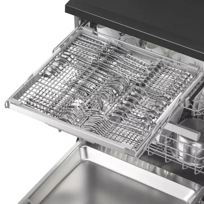 Panasonic NP-FMK16XEMY Free-Standing Dishwasher 60cm 15 Place Settings With Nanoex Black Finishing