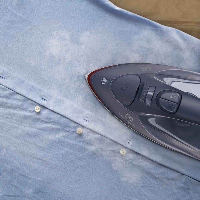 Electrolux E6SI3-62MN Steam Iron 2500W Ceramic Sole Plate Auto Off And Alarm | TBM Online