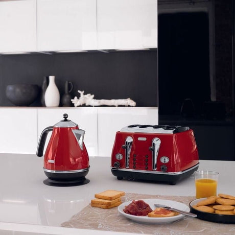 Delonghi KBO2001.R Stainless Steel Jug Kettle Red | TBM Online