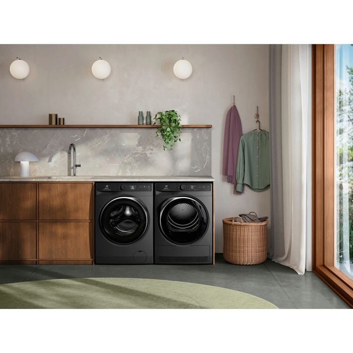 Electrolux EDH902R9SC Heat Pump Dryer Ultimatecare 900 9.0kg | TBM Online