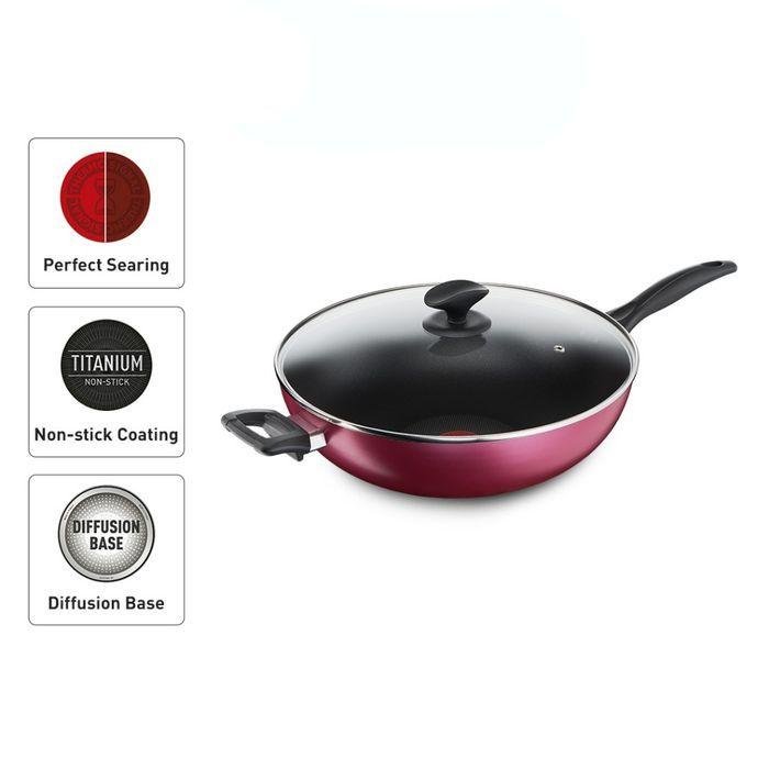 Tefal B22494 Light & Clean Wokpan With Lid 32cm | TBM Online