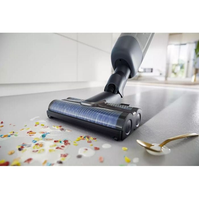 Philips XW7110/02 AquaTrio Cordless Wet & Dry Vacuum 7000 Series | TBM Online